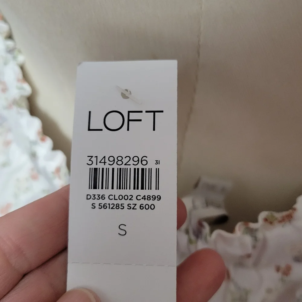 Loft white floral tiered ruffle mini skirt size small - Picture 7 of 9